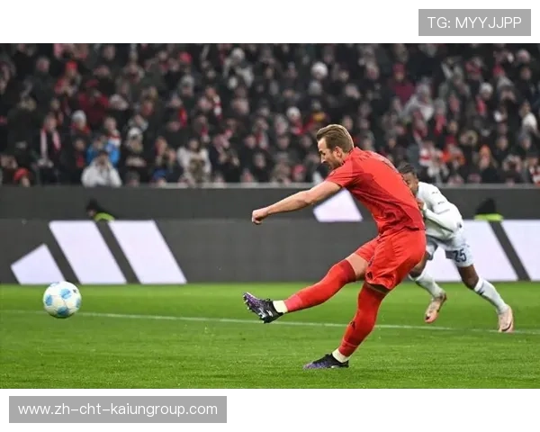 凯恩禁区背身做球助攻，让比赛更加顺畅